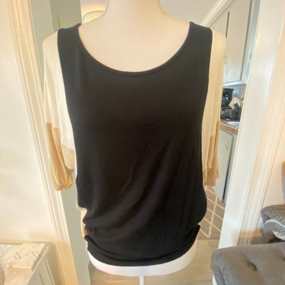 Flats & Heels Multicolored Relaxed Fit Blouse - Picture 2 of 6